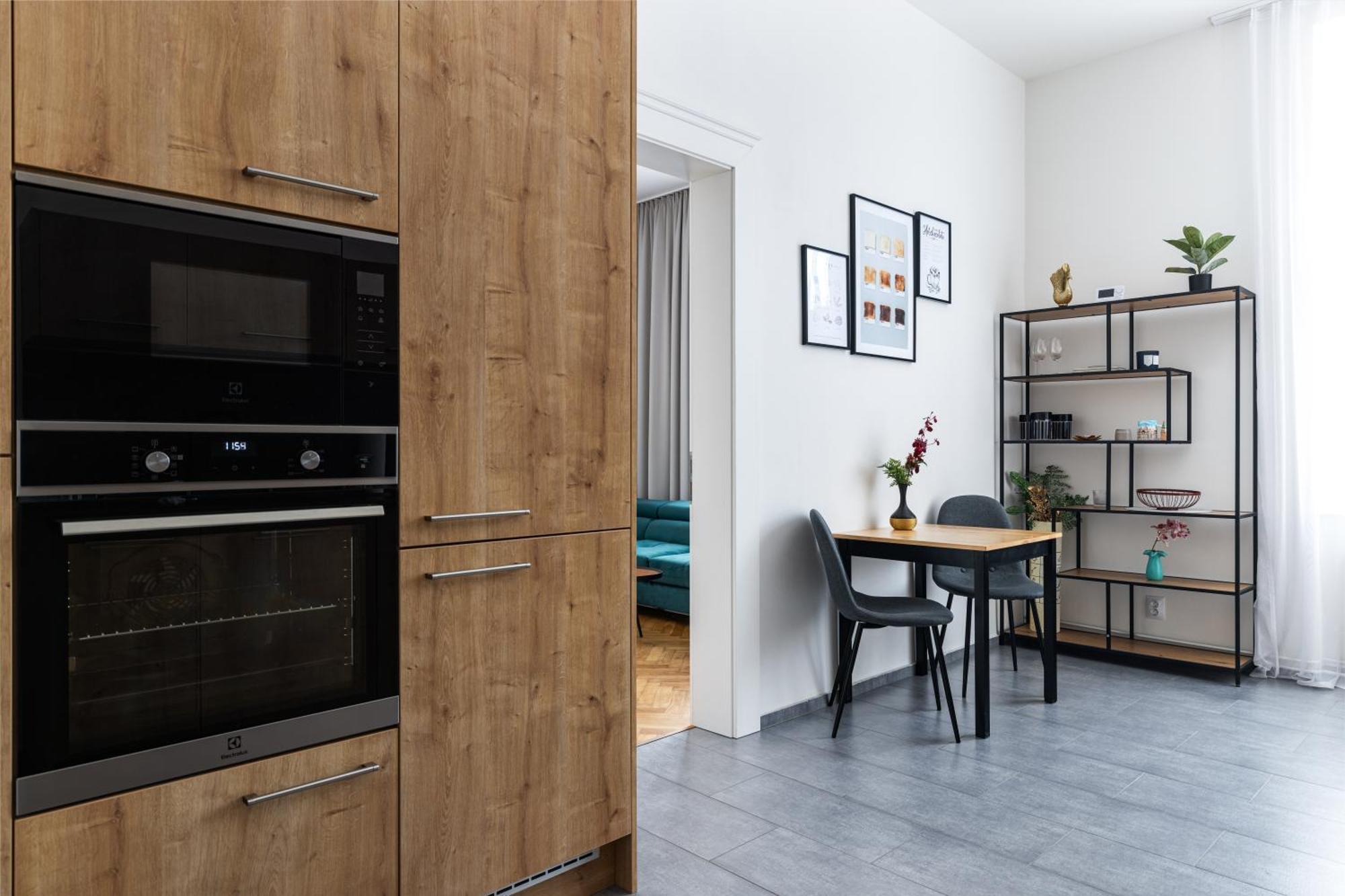 Stay2Gether City Buzz Apt - O2 Arena - Sleeps 6 布拉格 外观 照片